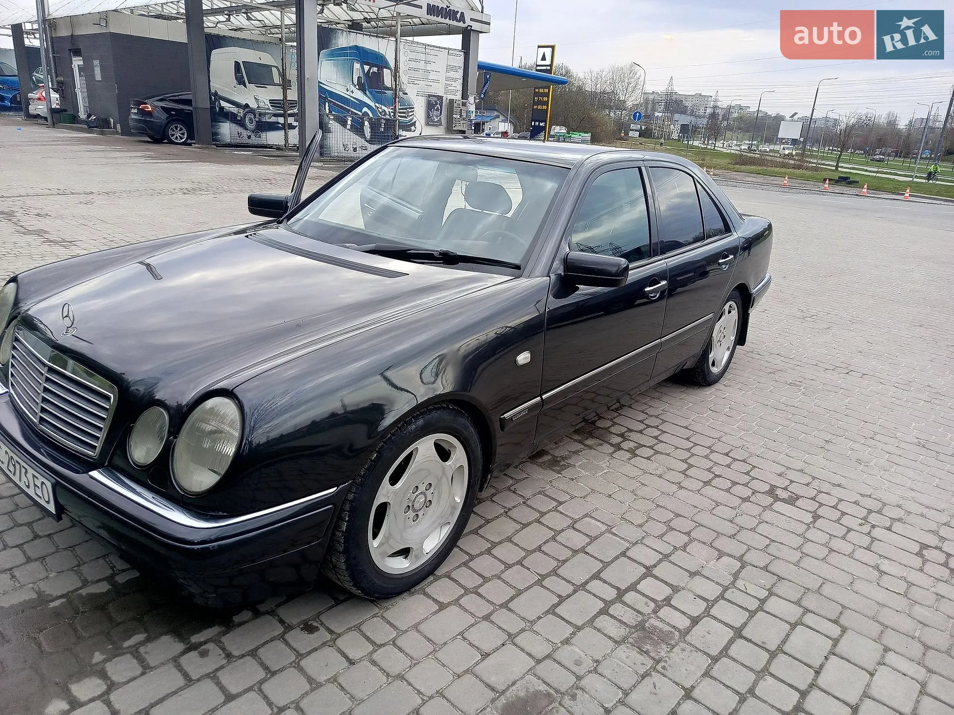 Mercedes-Benz E-Class, 1997