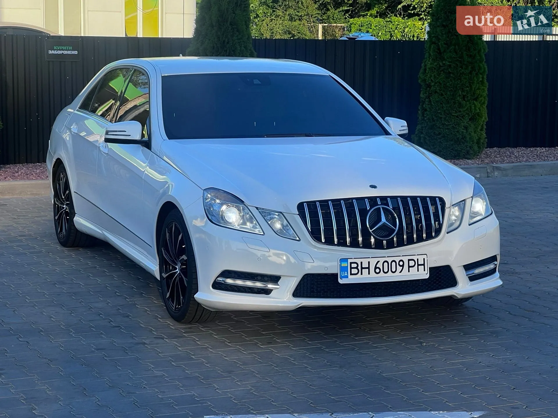 Mercedes-Benz E-Class, 2012