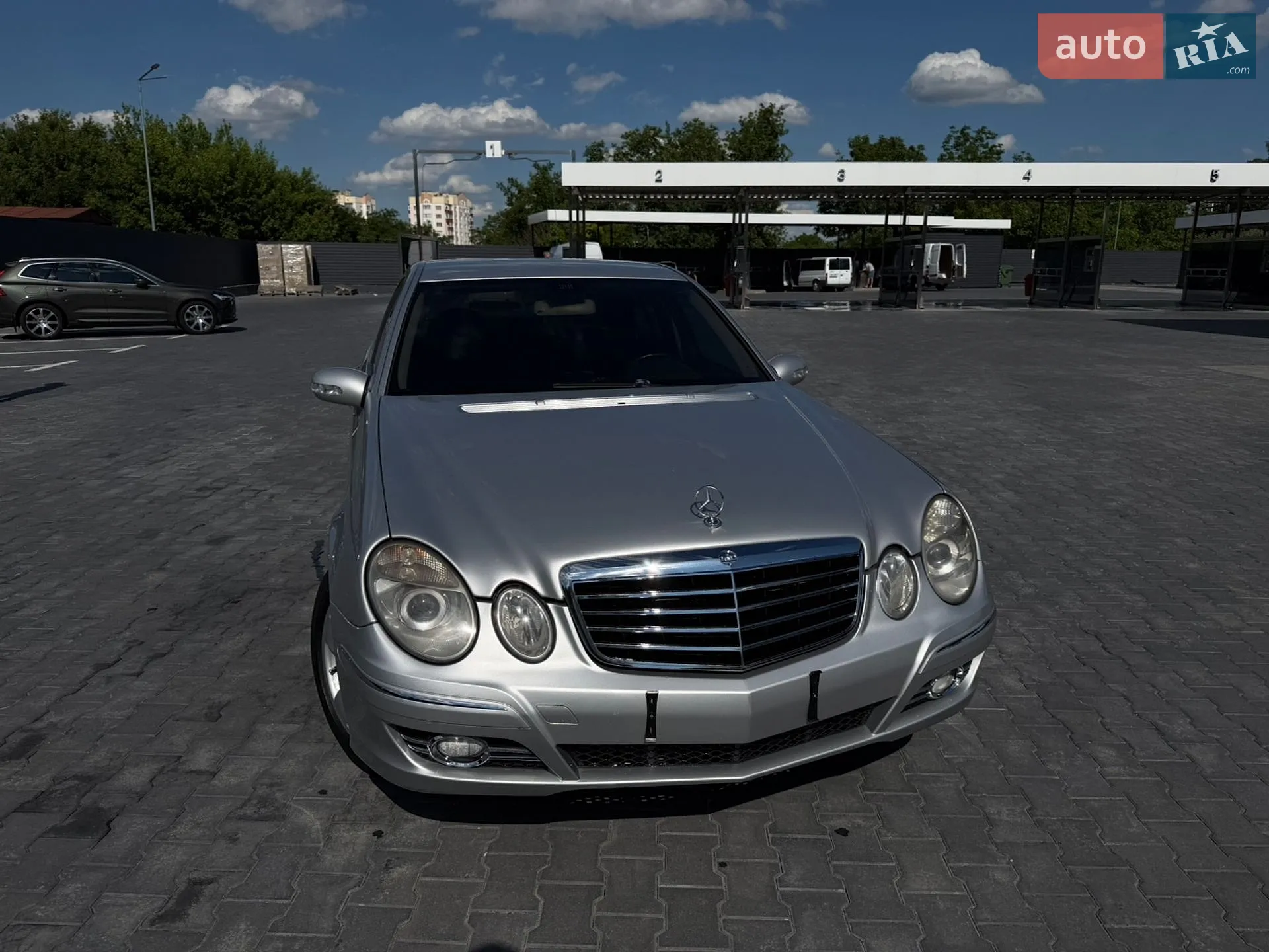 Mercedes-Benz E-Class, 2004