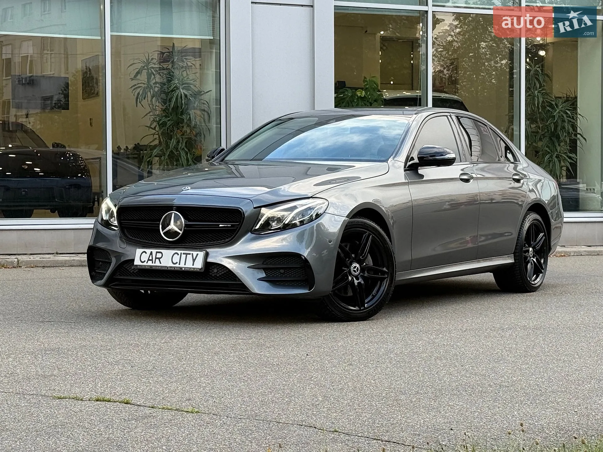 Mercedes-Benz E-Class, 2016