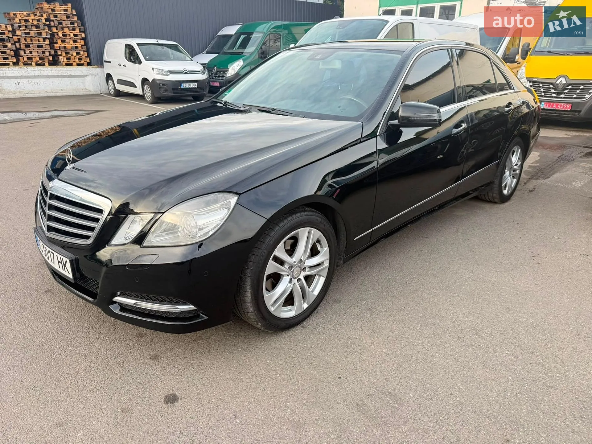 Mercedes-Benz E-Class, 2010