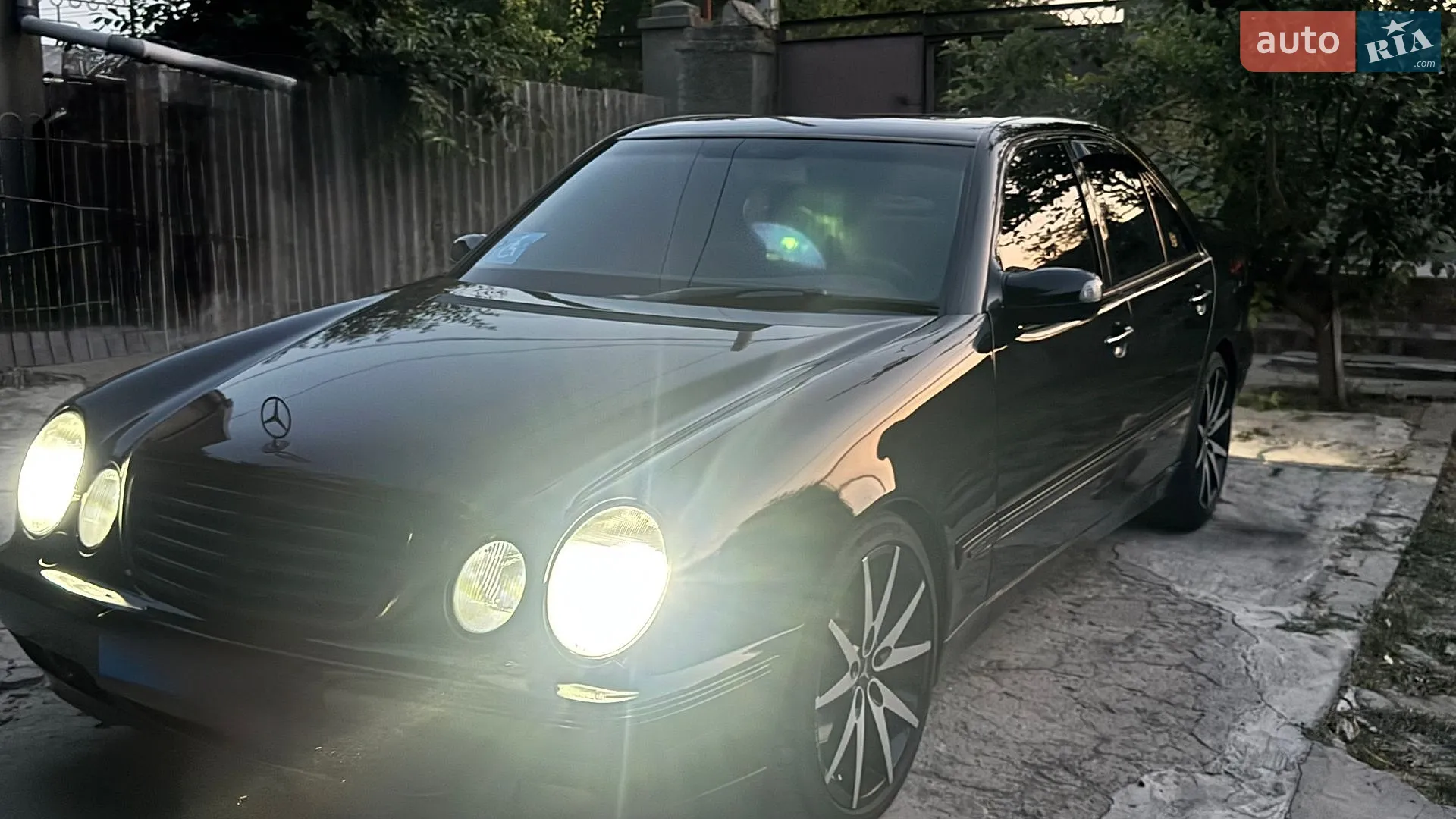 Mercedes-Benz E-Class, 2001
