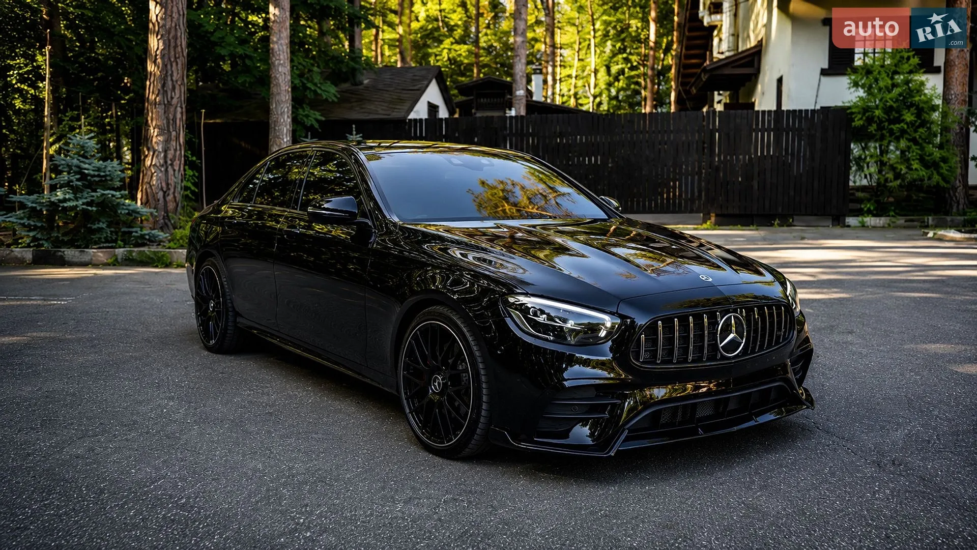 Mercedes-Benz E-Class, 2023