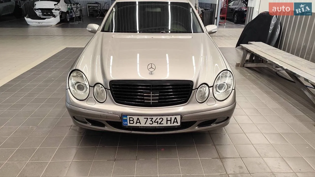 Mercedes-Benz E-Class, 2005