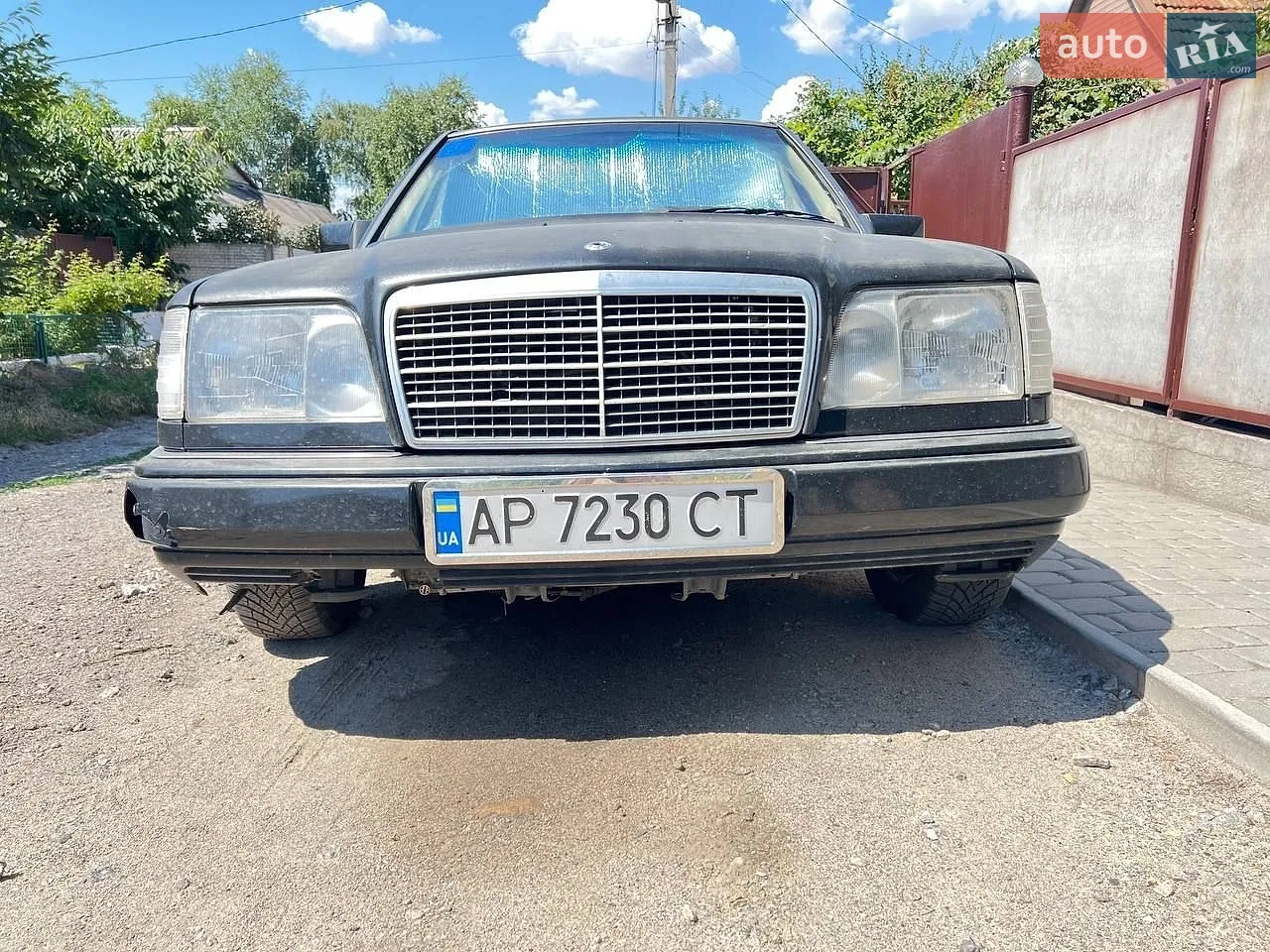 Mercedes-Benz E-Class, 1993