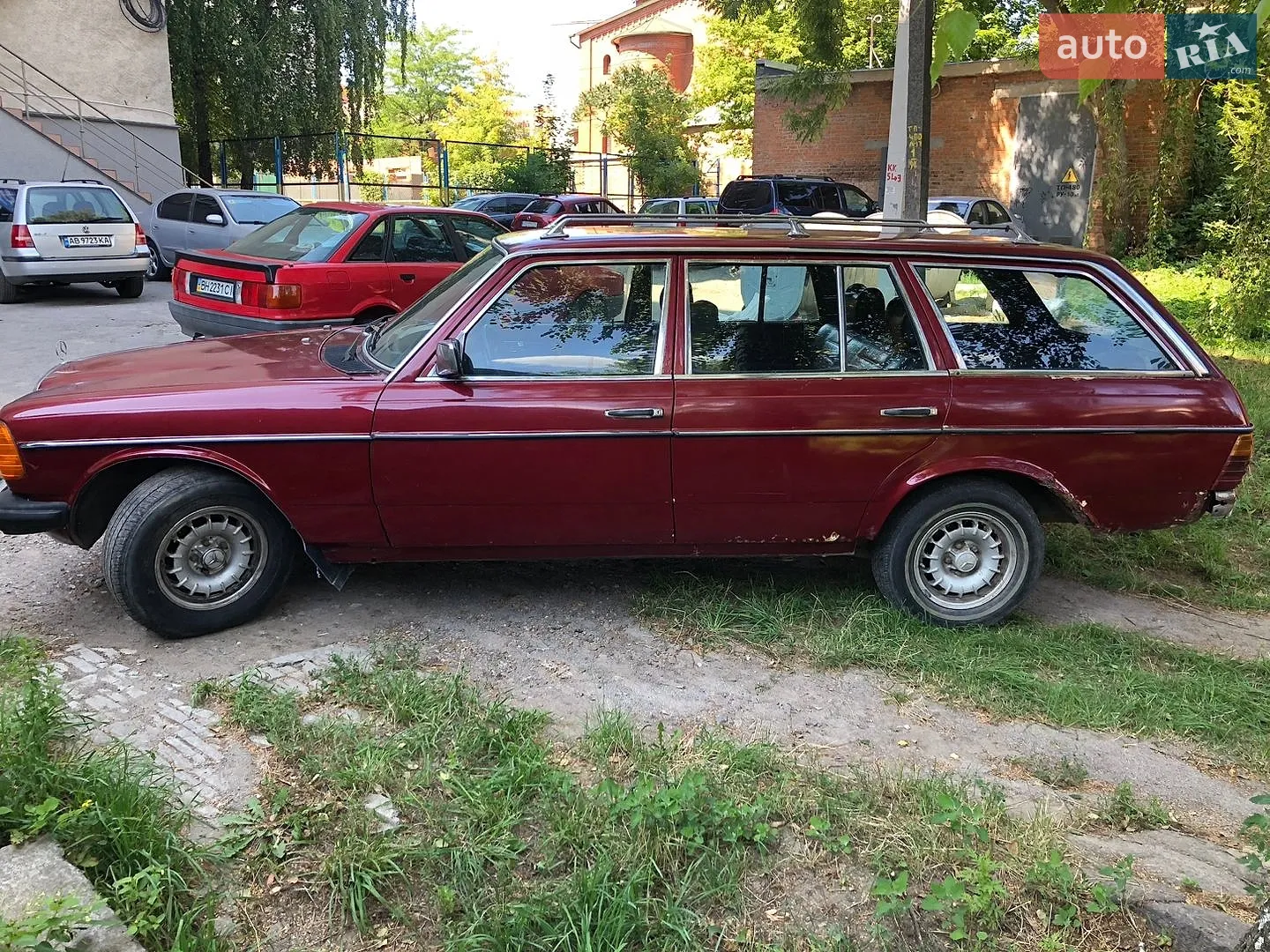 Mercedes-Benz E-Class, 1979