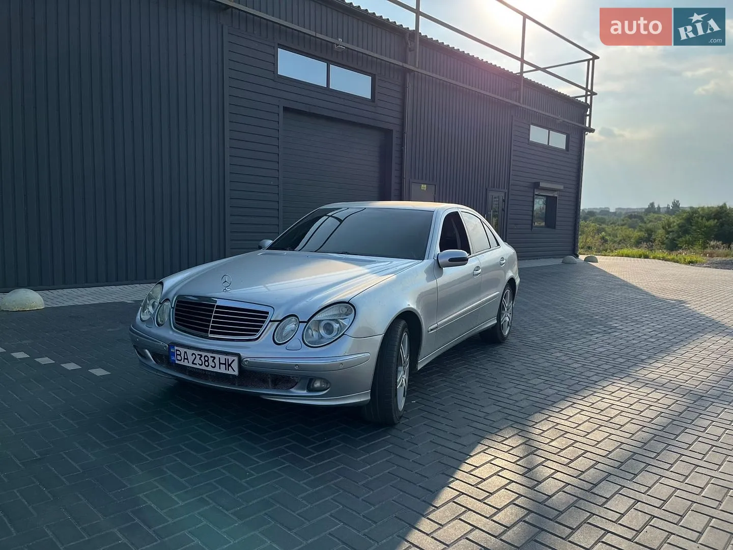 Mercedes-Benz E-Class, 2005