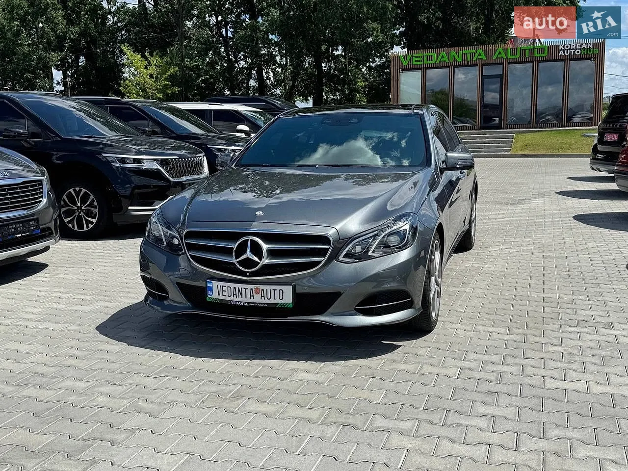 Mercedes-Benz E-Class, 2015