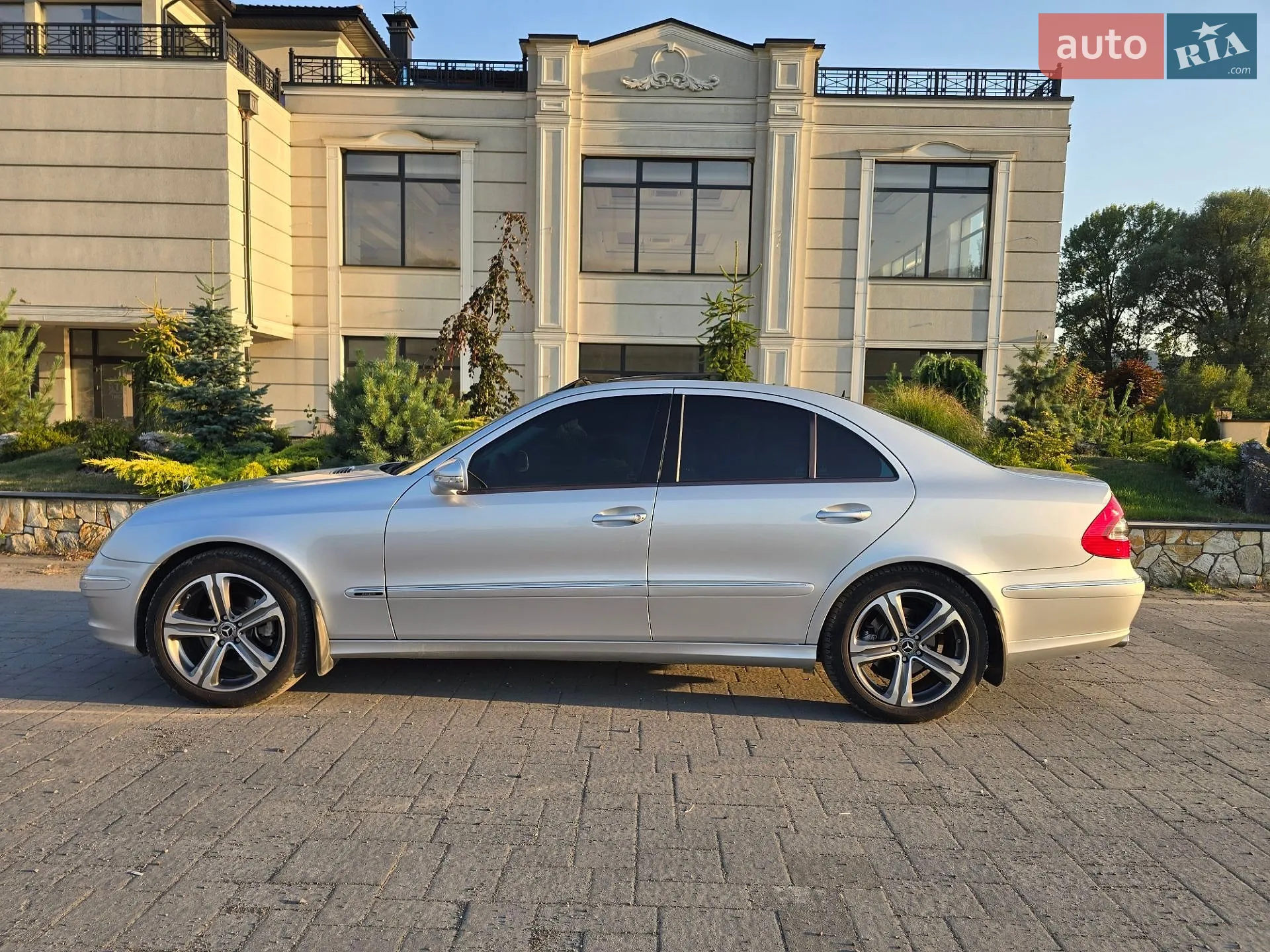 Mercedes-Benz E-Class, 2007
