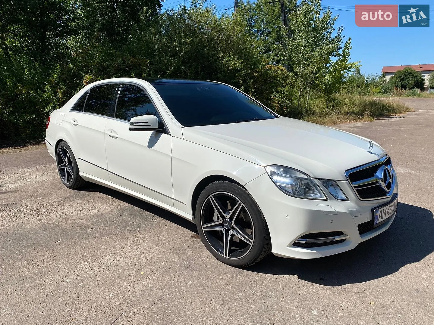 Mercedes-Benz E-Class, 2010