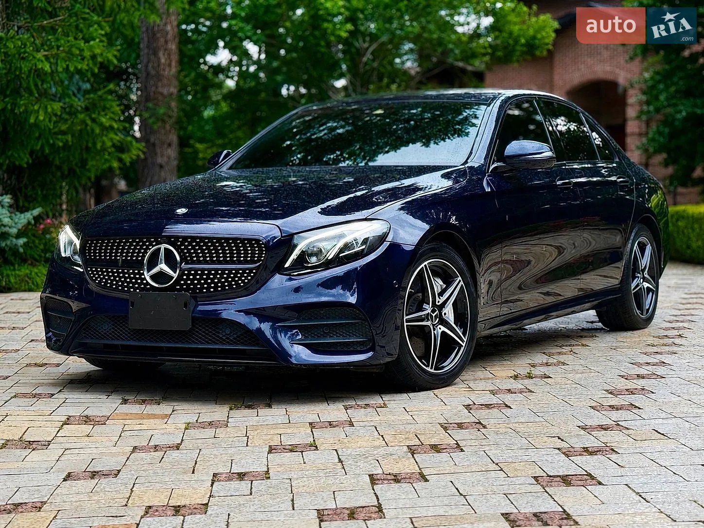 Mercedes-Benz E-Class, 2016