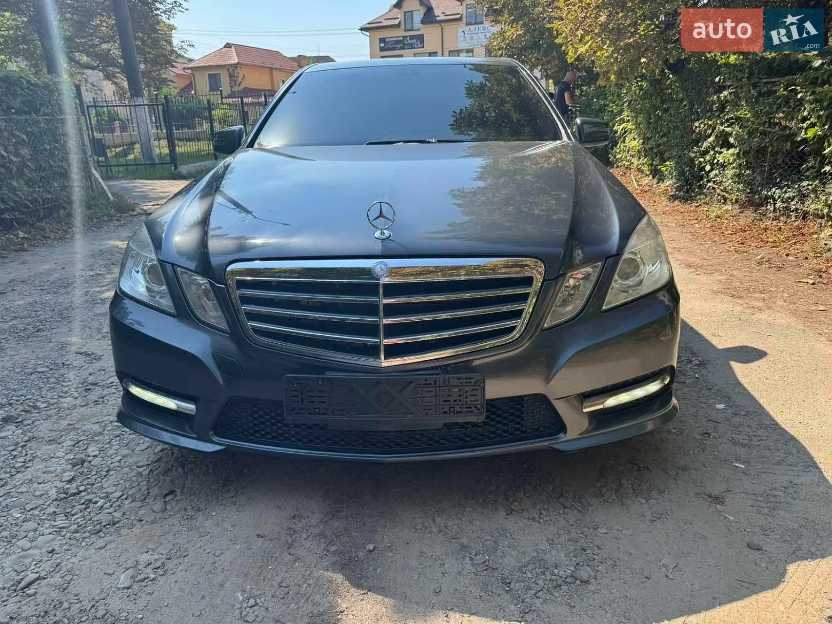 Mercedes-Benz E-Class, 2011