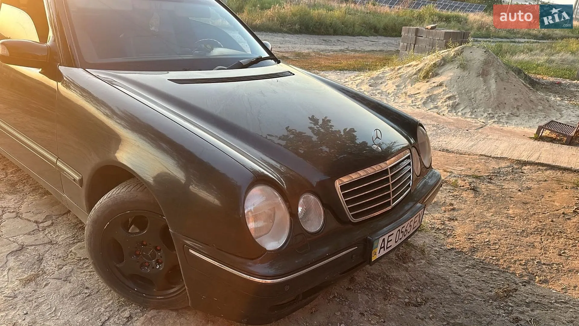 Mercedes-Benz E-Class, 2001