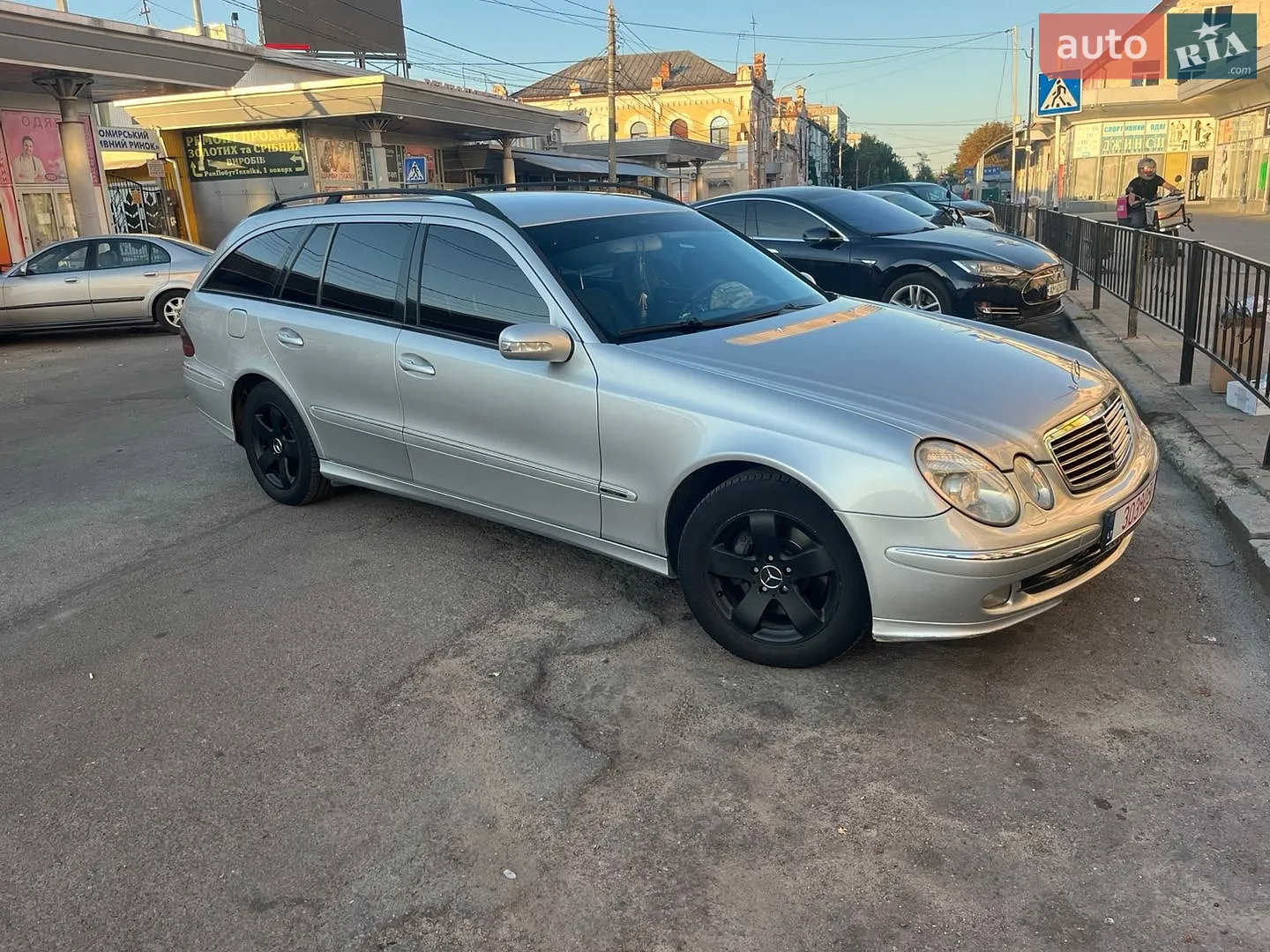 Mercedes-Benz E-Class, 2004