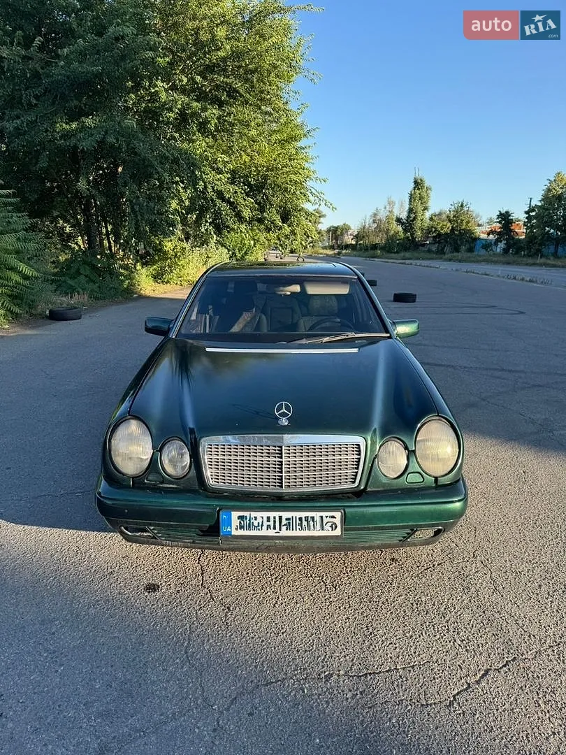 Mercedes-Benz E-Class, 1995