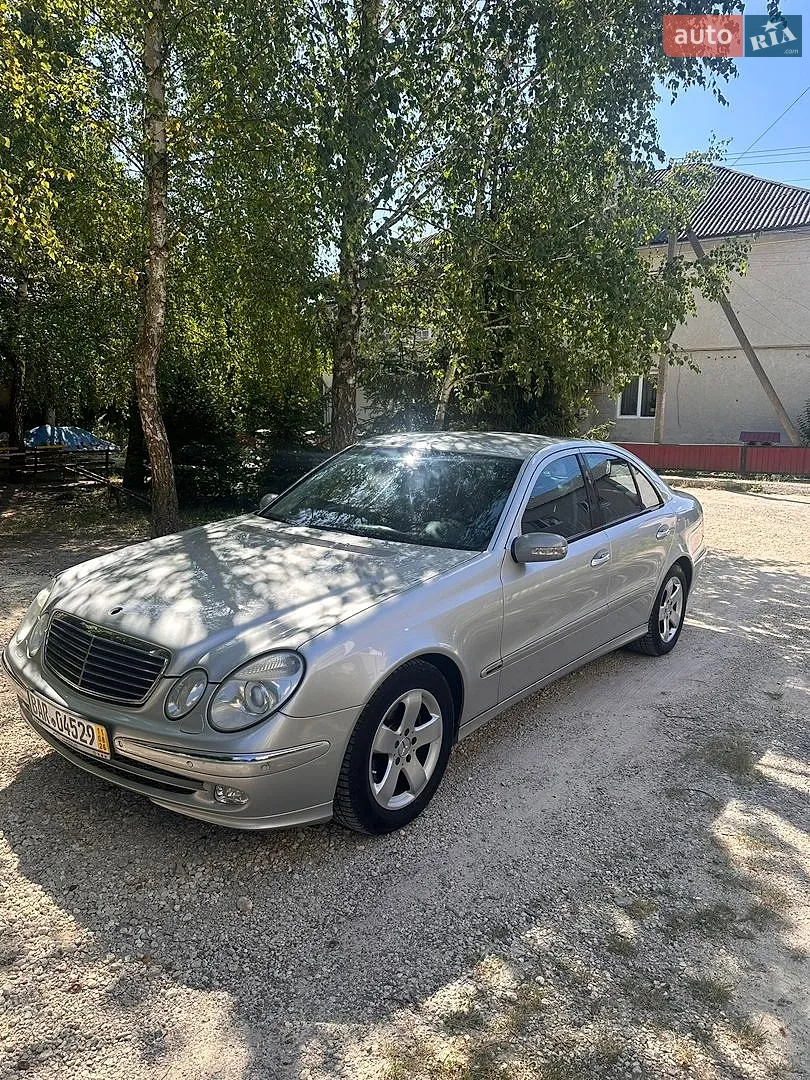 Mercedes-Benz E-Class, 2004