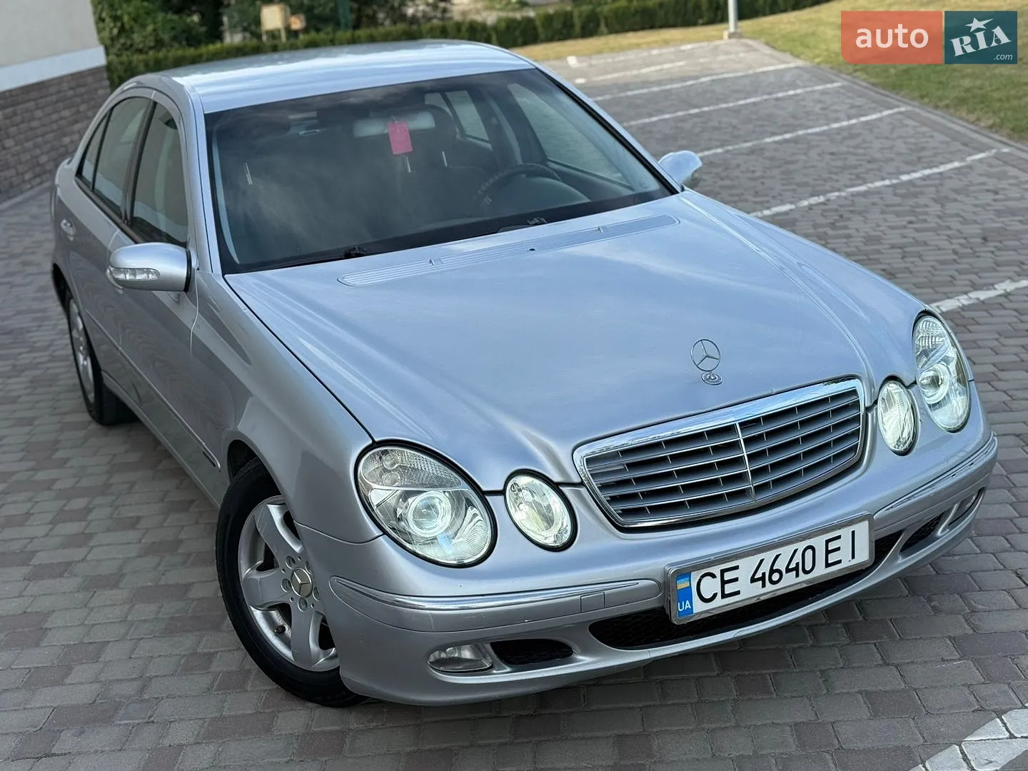 Mercedes-Benz E-Class, 2002