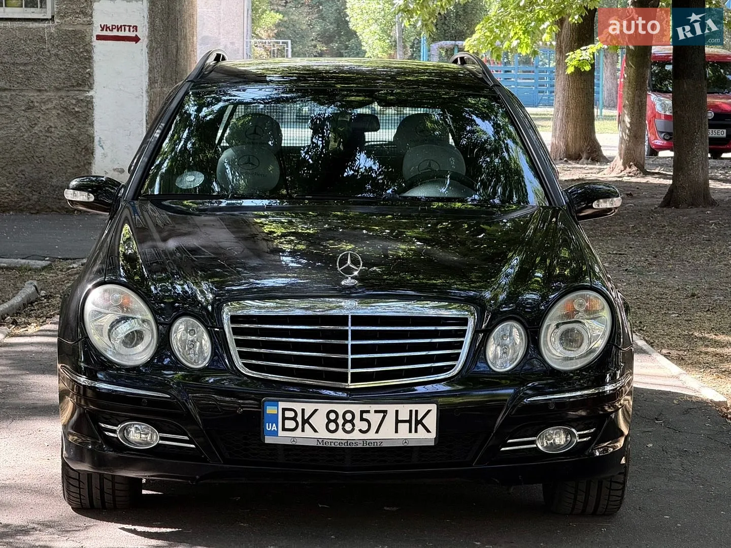 Mercedes-Benz E-Class, 2004