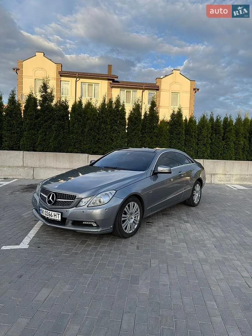 Mercedes-Benz E-Class, 2010