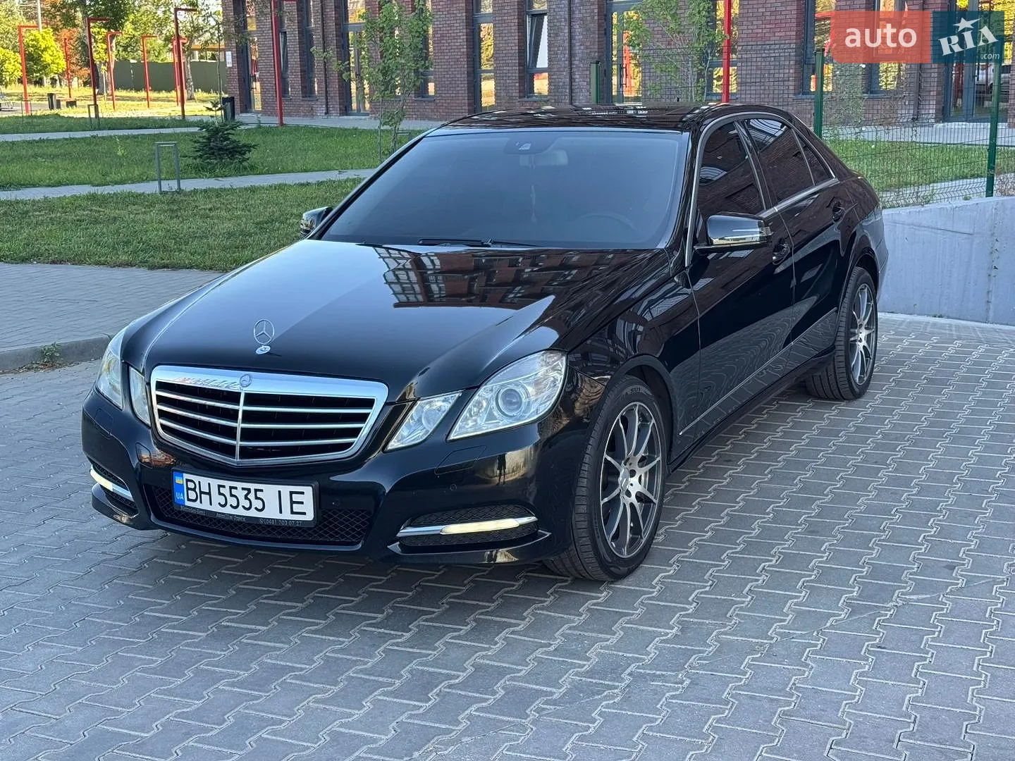 Mercedes-Benz E-Class, 2012