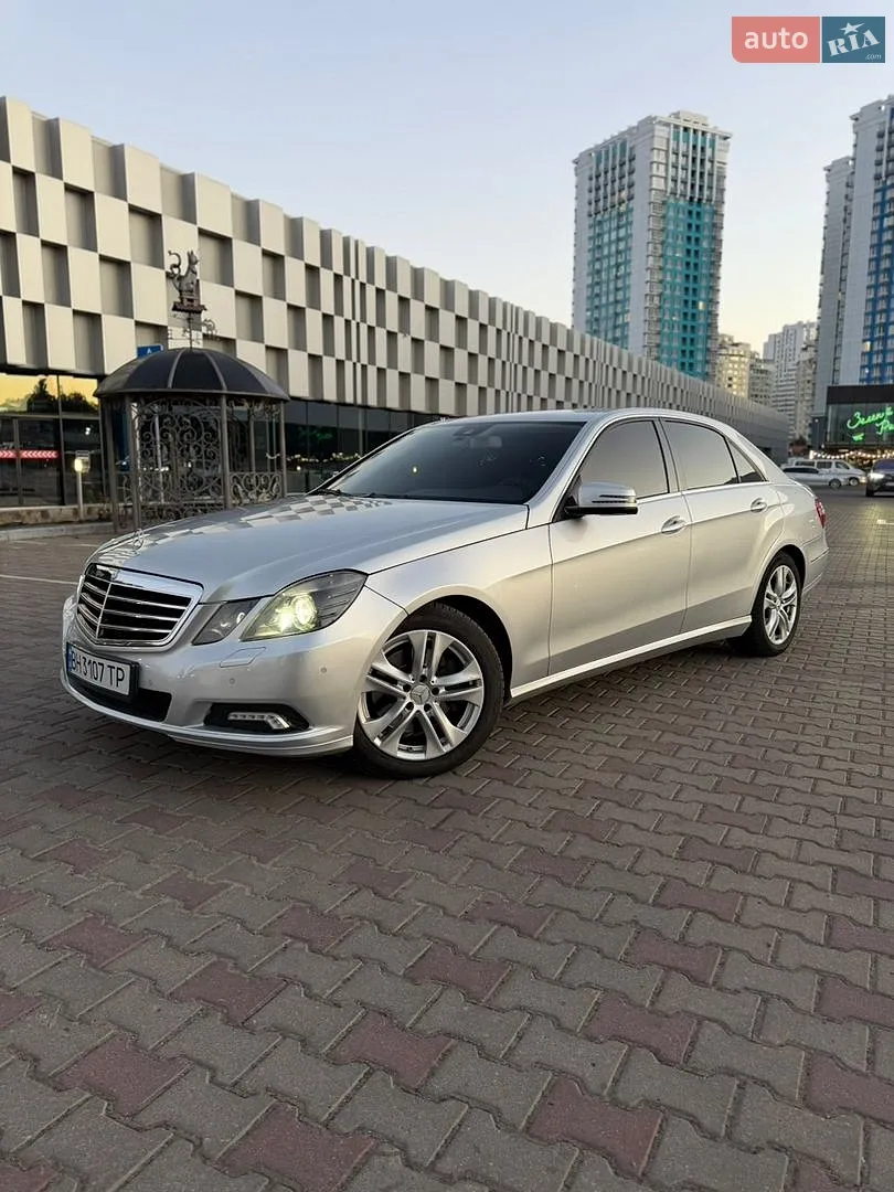 Mercedes-Benz E-Class, 2009