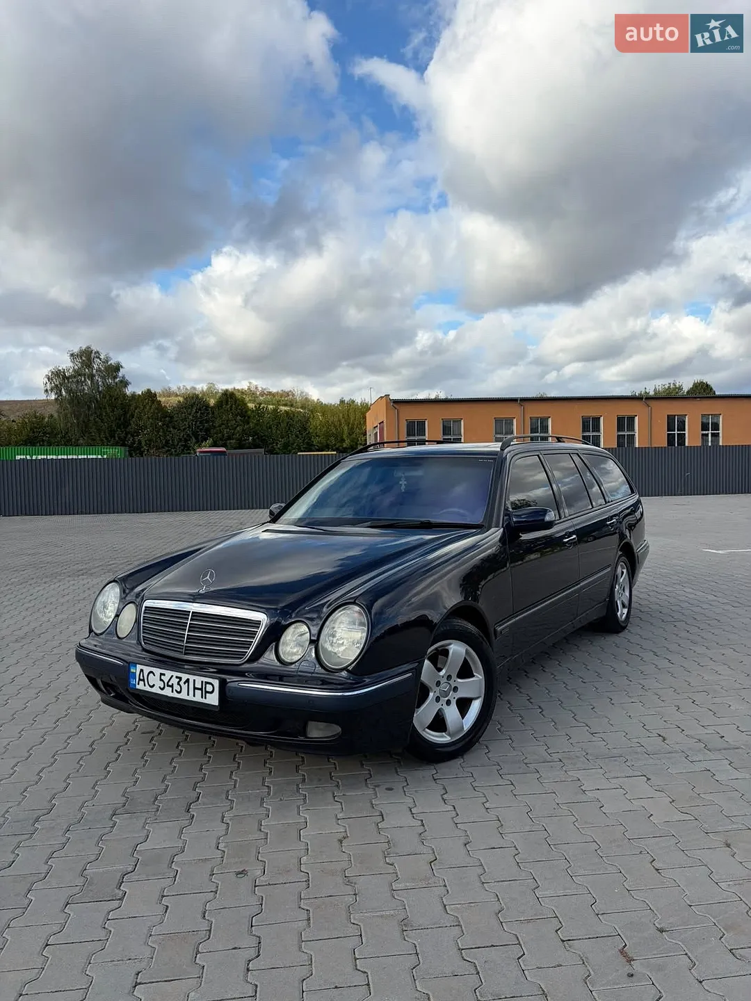 Mercedes-Benz E-Class, 2001