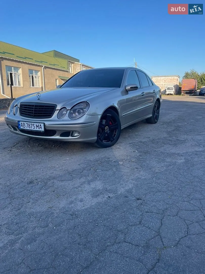 Mercedes-Benz E-Class, 2002