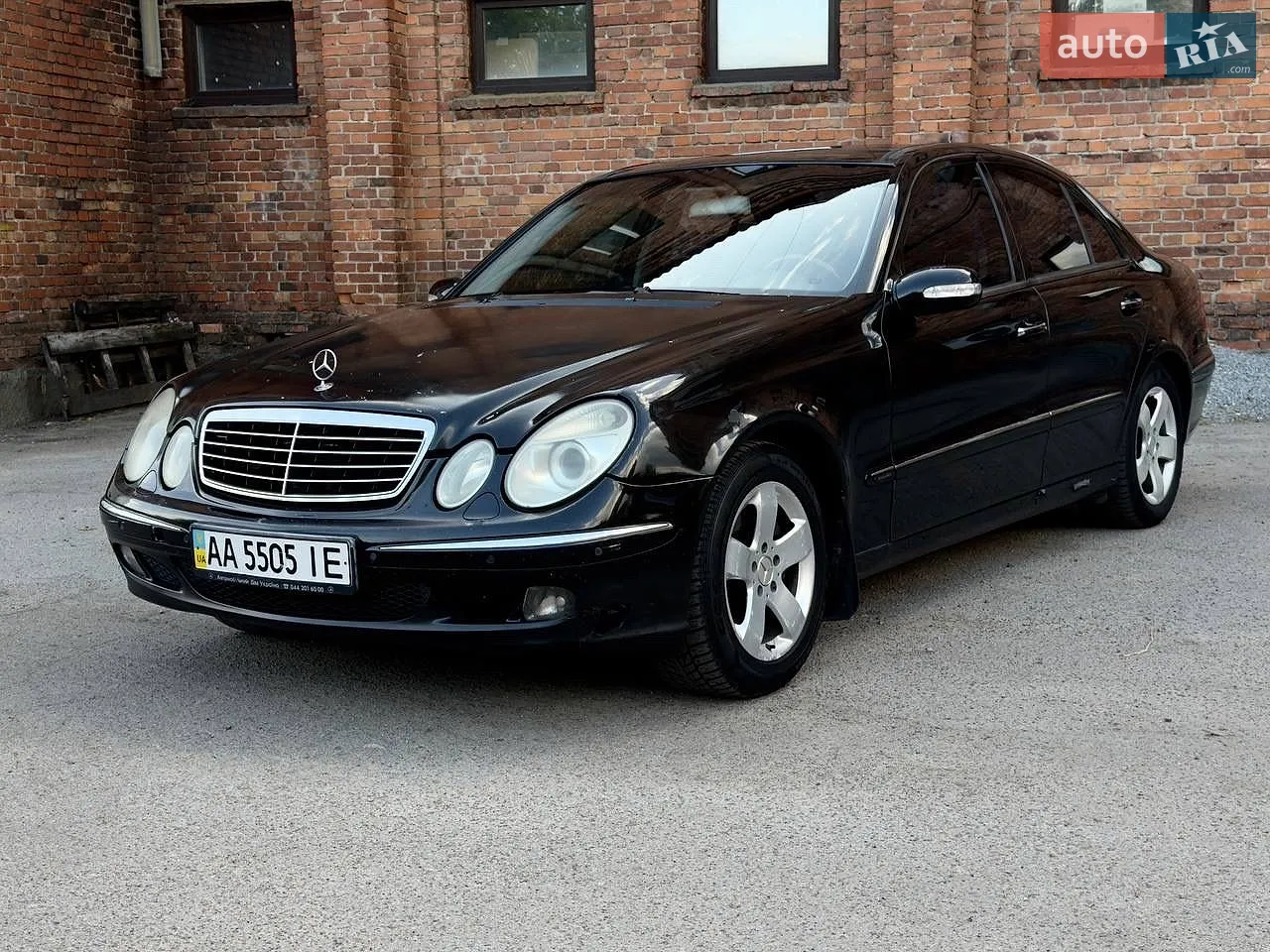 Mercedes-Benz E-Class, 2004