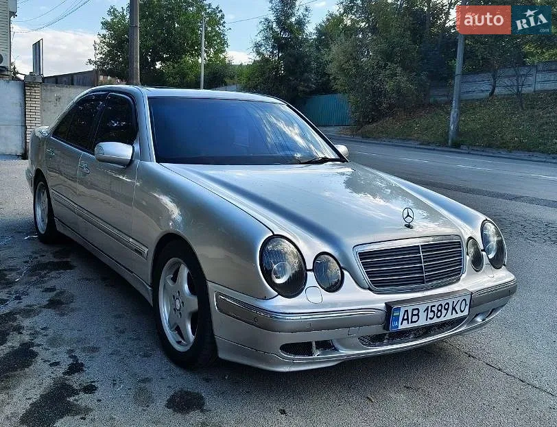 Mercedes-Benz E-Class, 2001