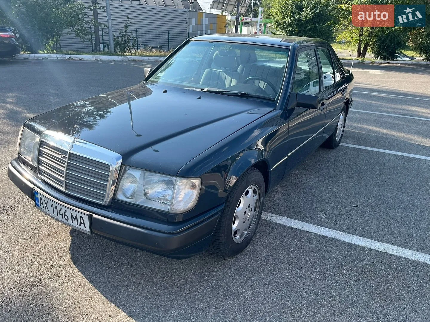Mercedes-Benz E-Class, 1987