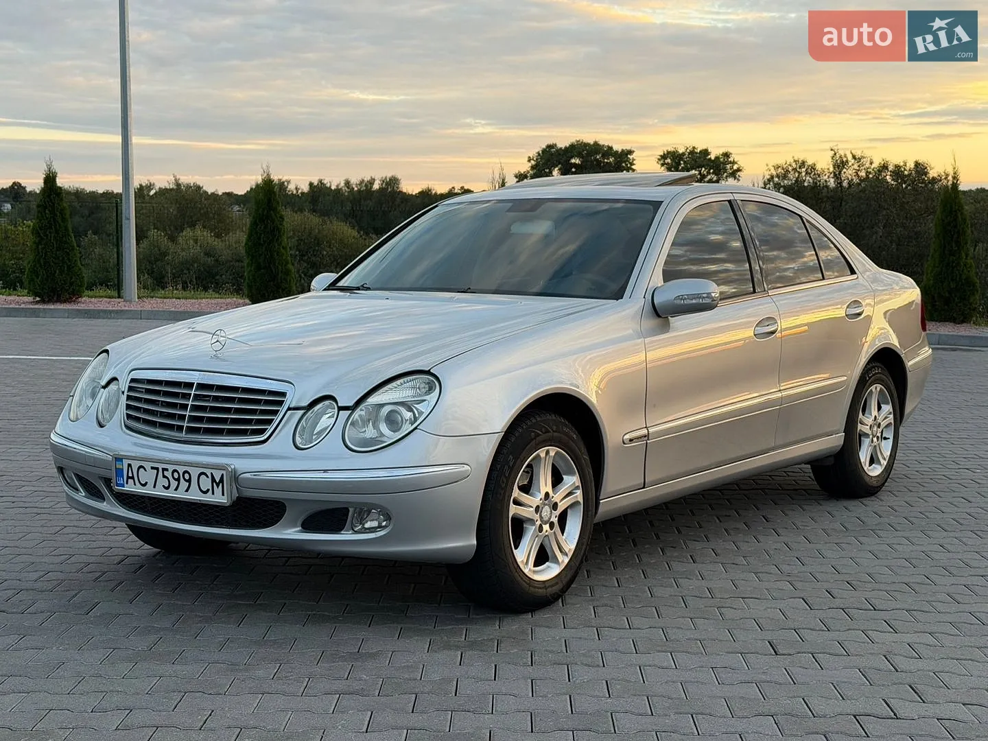 Mercedes-Benz E-Class, 2002