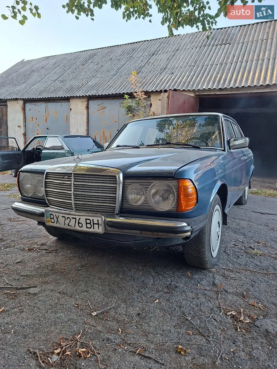 Mercedes-Benz E-Class, 1980
