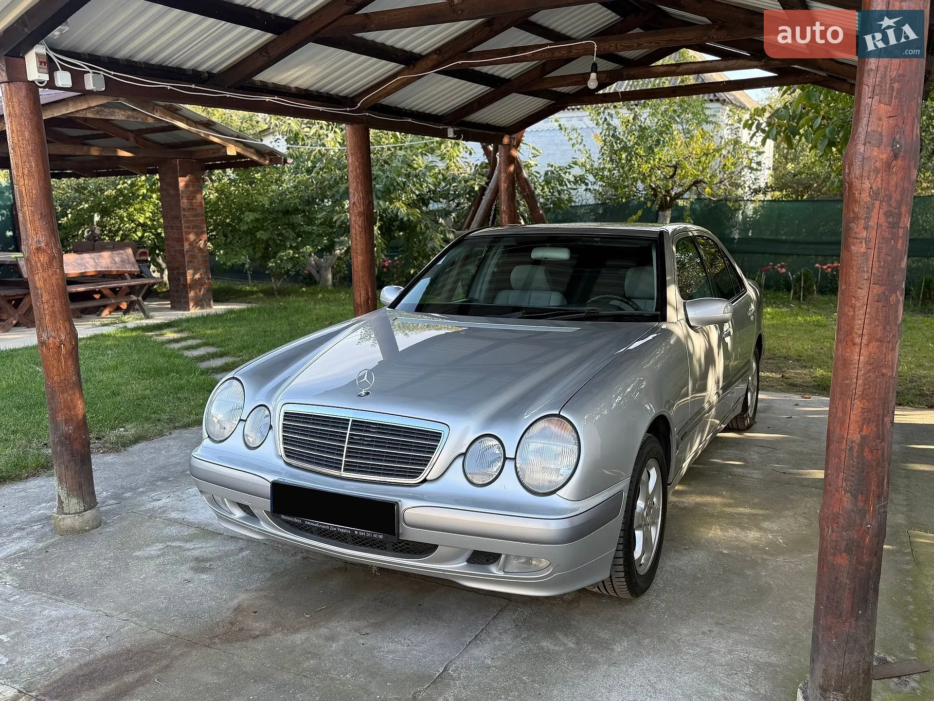 Mercedes-Benz E-Class, 2000