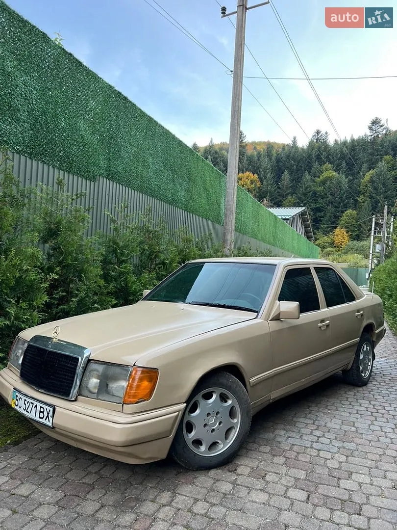 Mercedes-Benz E-Class, 1988