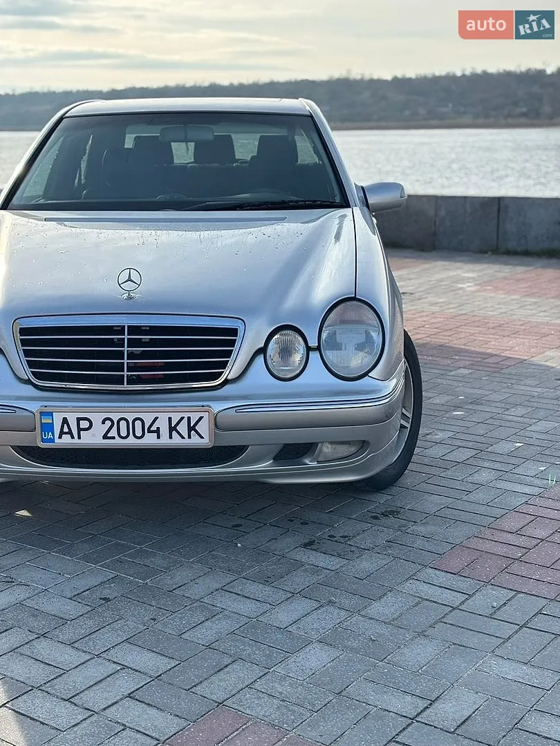 Mercedes-Benz E-Class, 2000