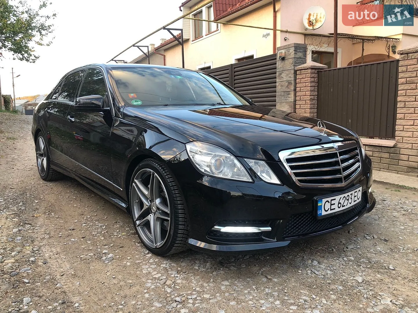 Mercedes-Benz E-Class, 2012
