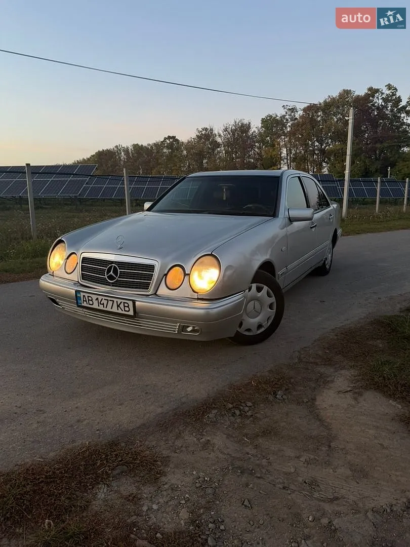 Mercedes-Benz E-Class, 1995