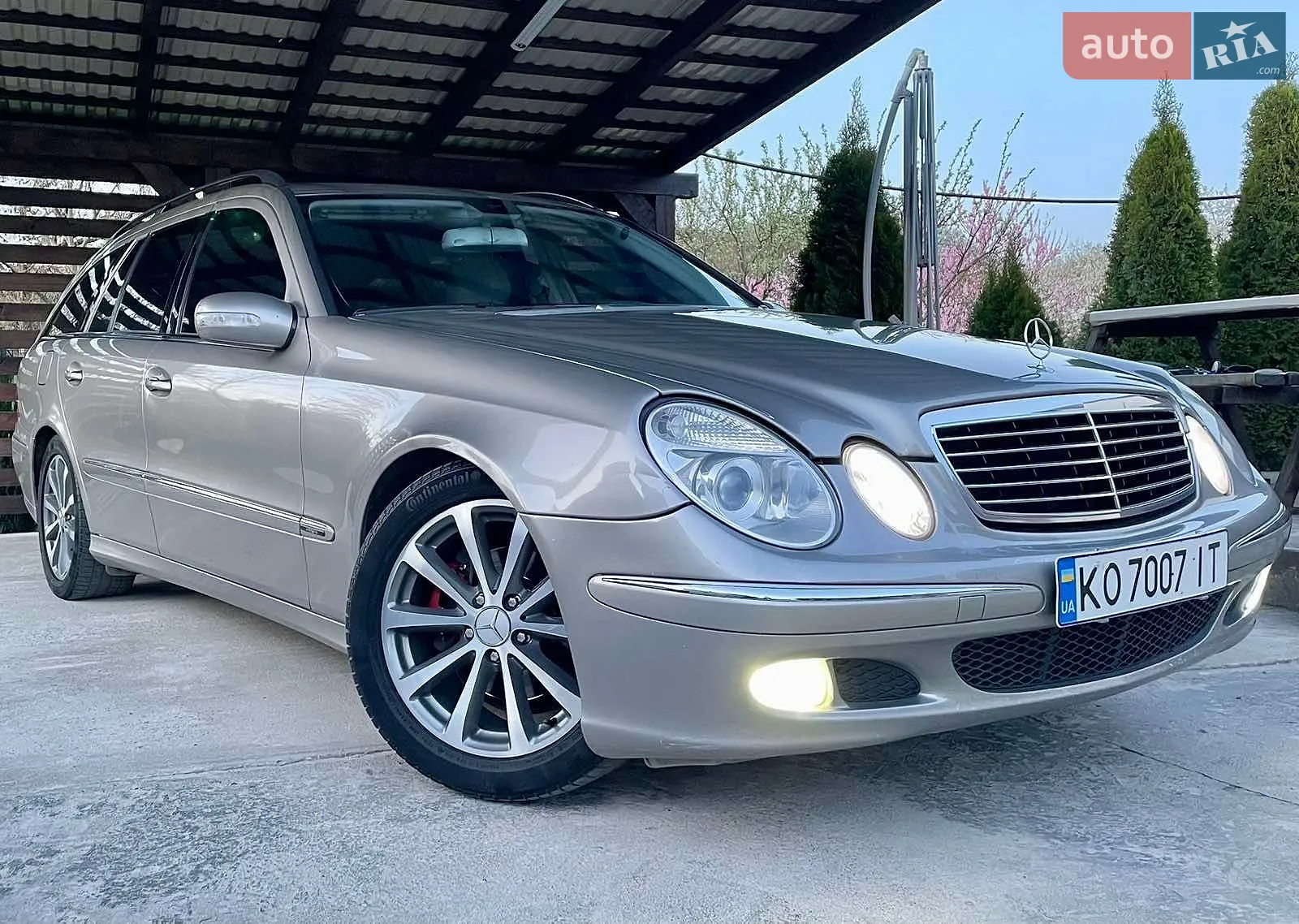 Mercedes-Benz E-Class, 2004