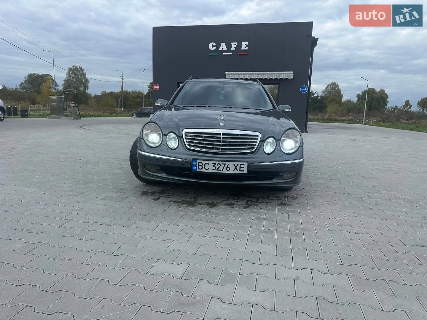 Mercedes-Benz E-Class, 2004