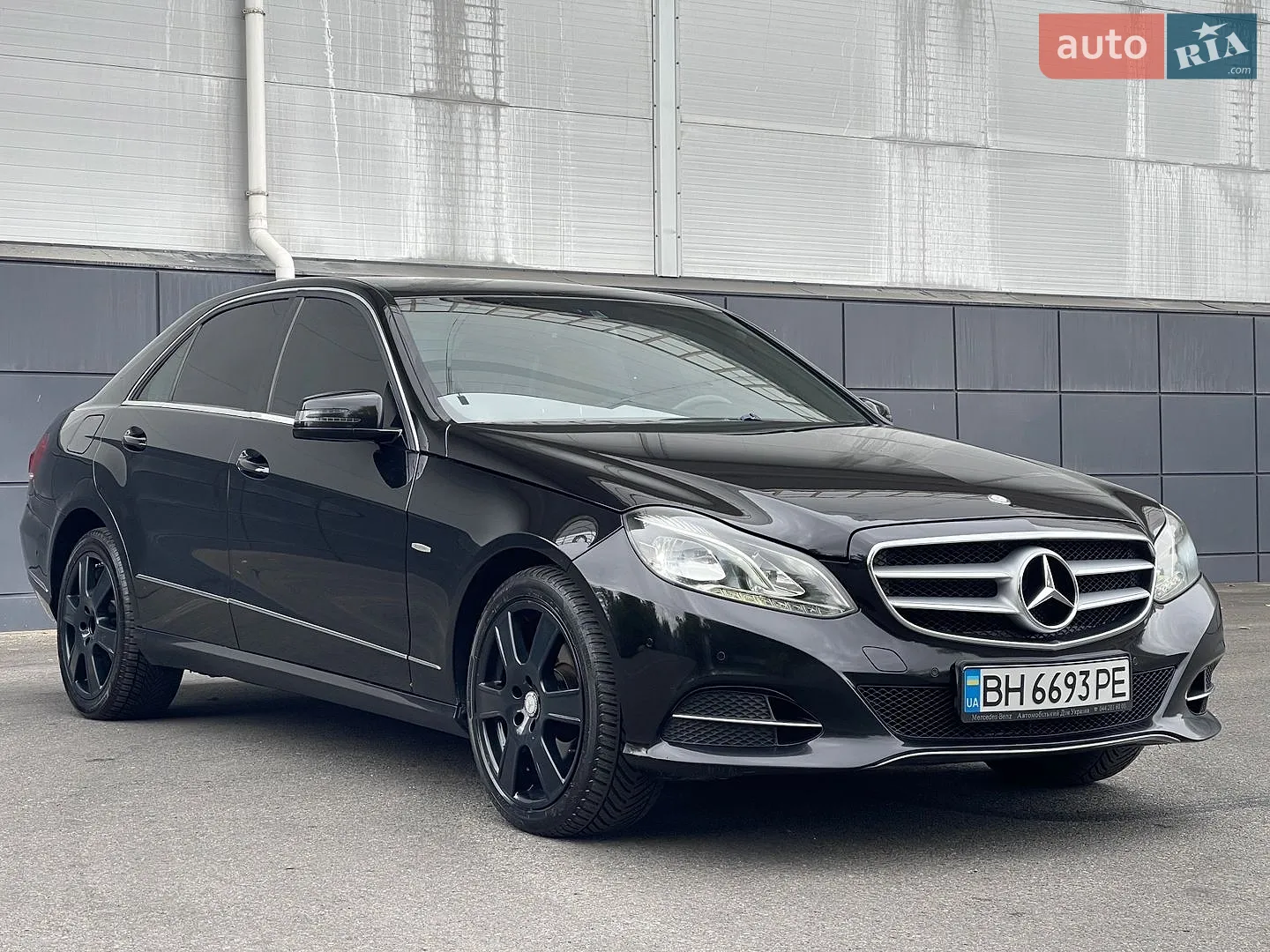 Mercedes-Benz E-Class, 2010