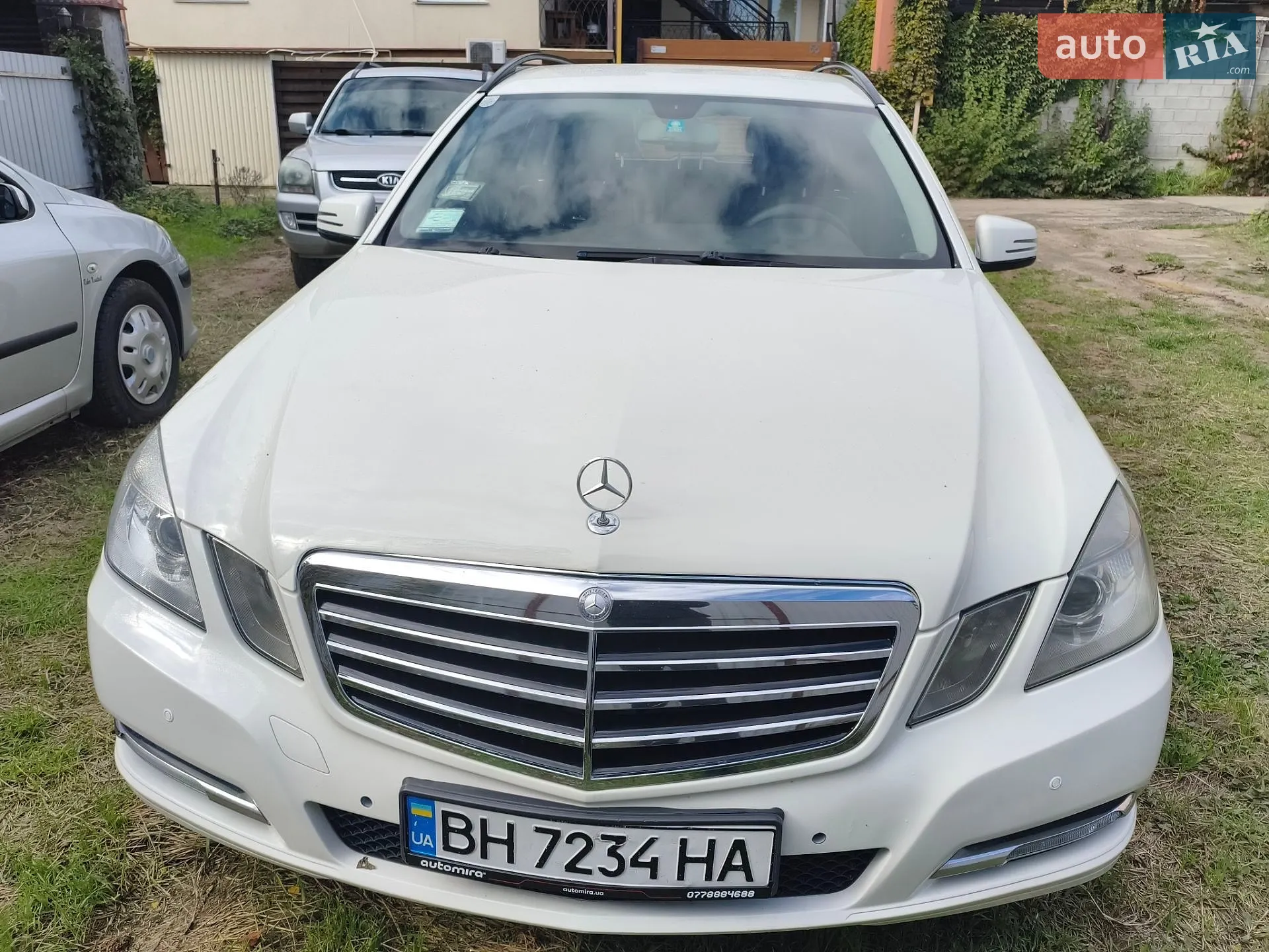 Mercedes-Benz E-Class, 2011