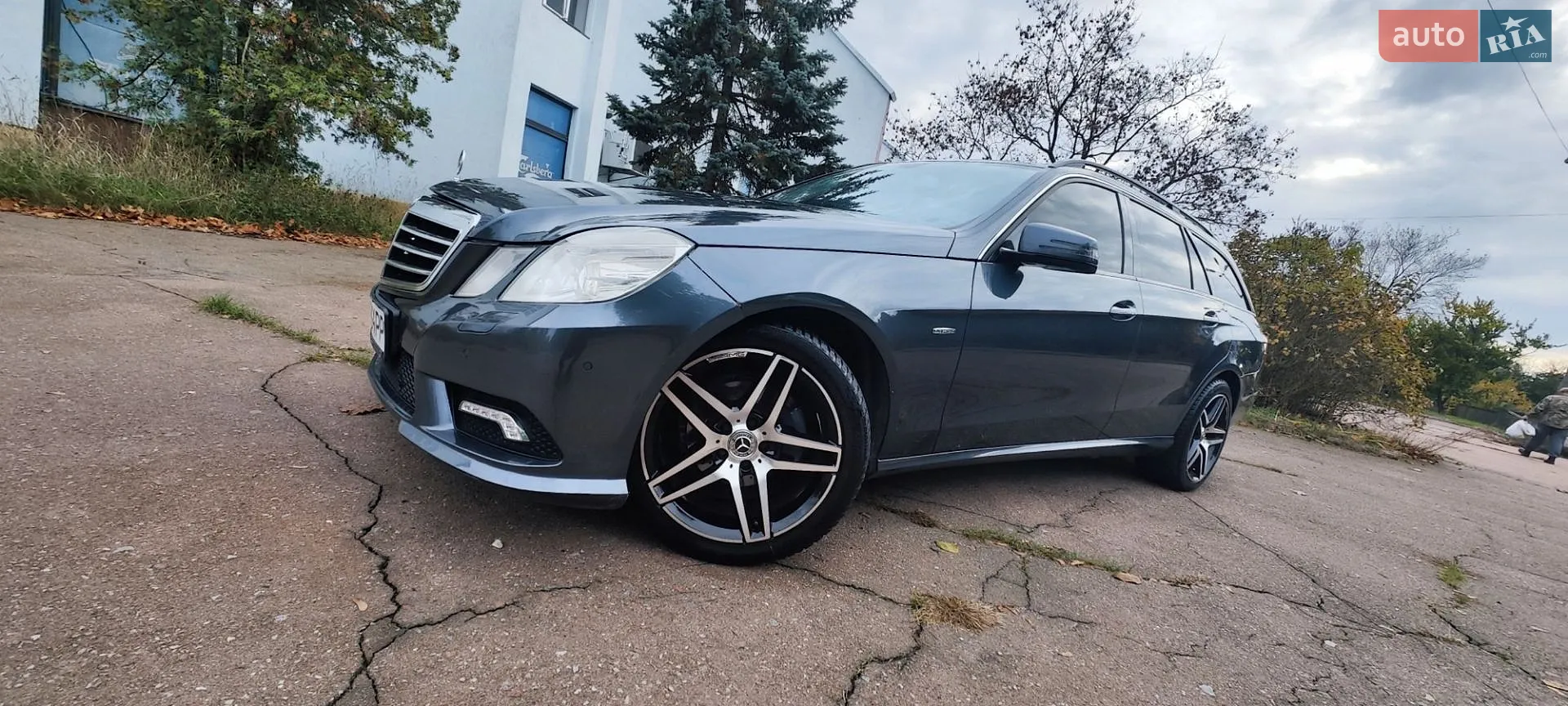 Mercedes-Benz E-Class, 2010