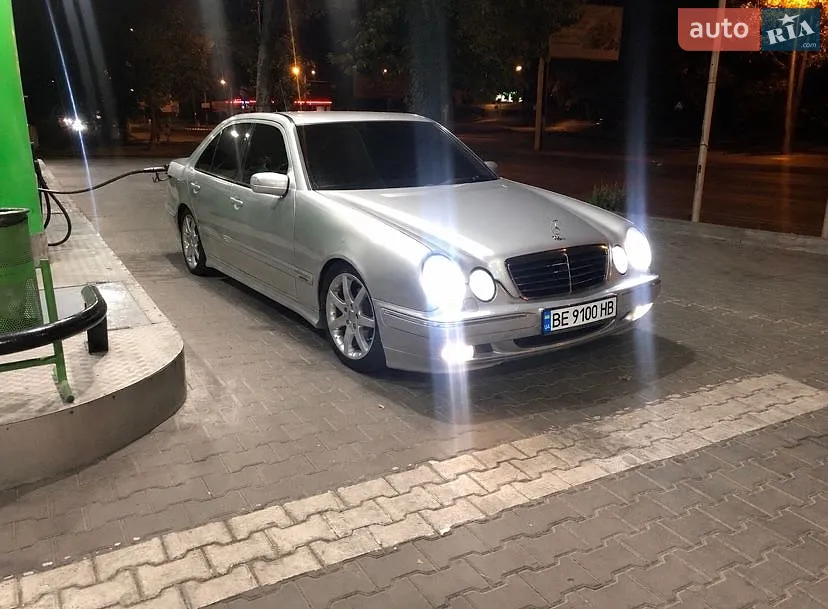 Mercedes-Benz E-Class, 2000