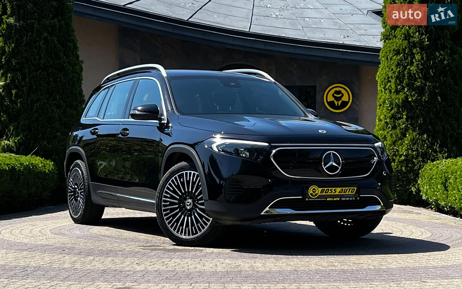 Mercedes-Benz EQB, 2022