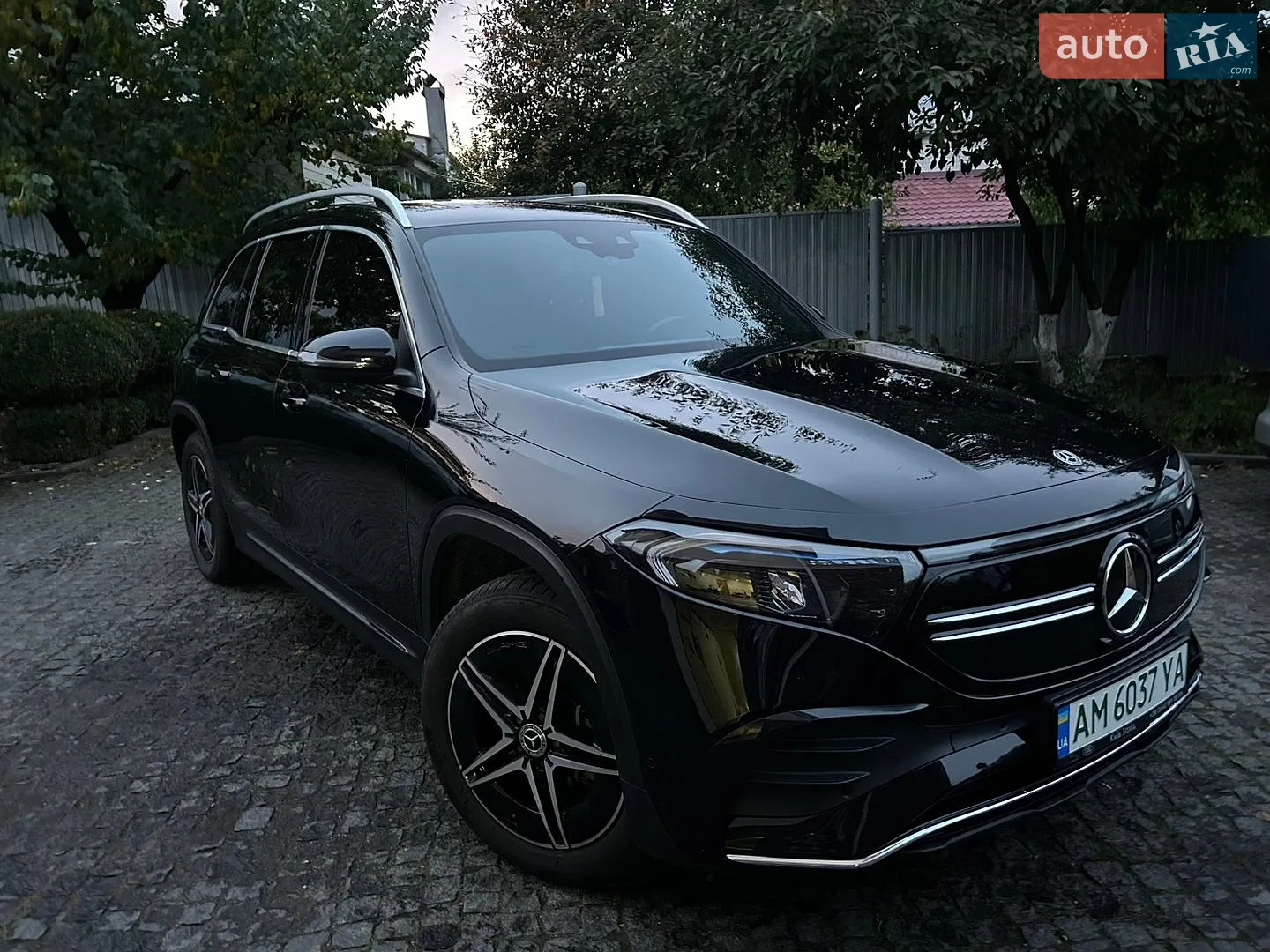 Mercedes-Benz EQB, 2023