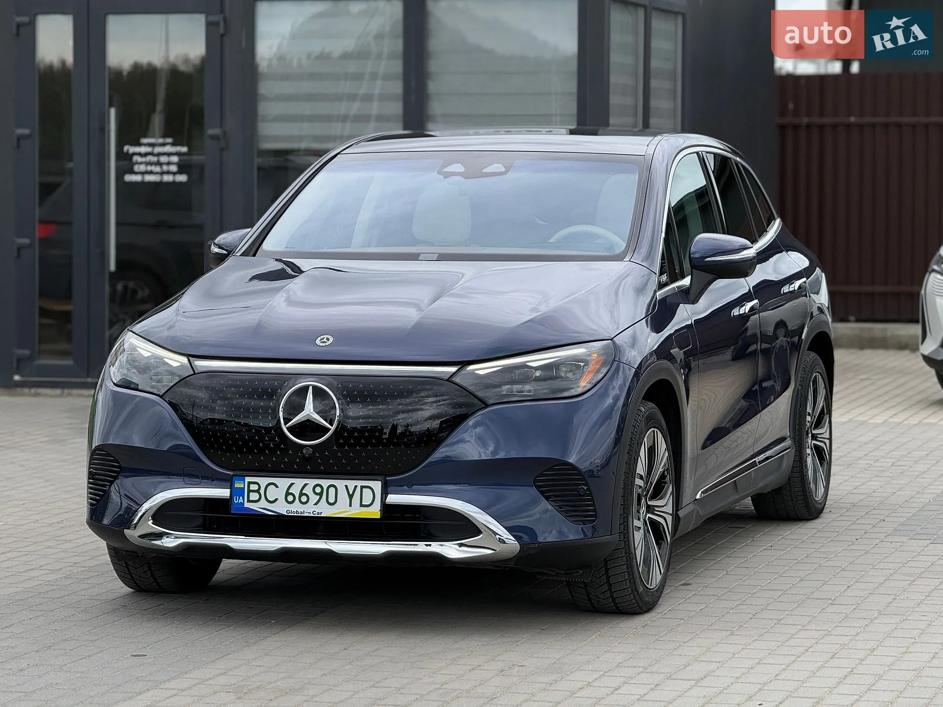 Mercedes-Benz EQE SUV, 2023