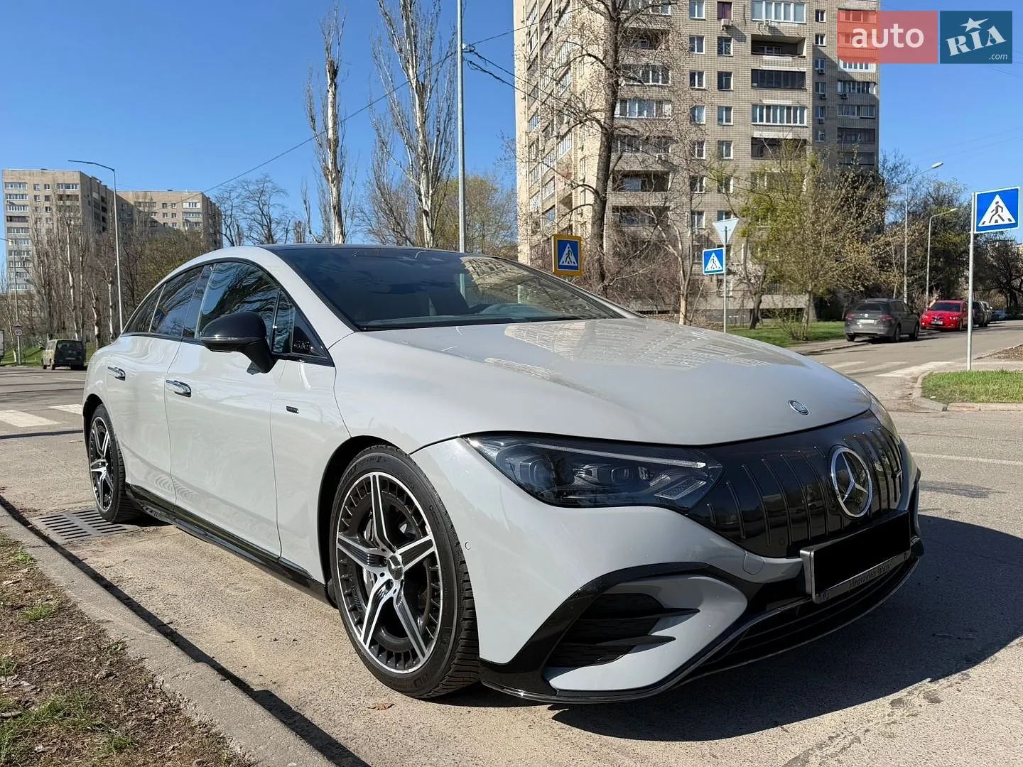 Mercedes-Benz EQE, 2023