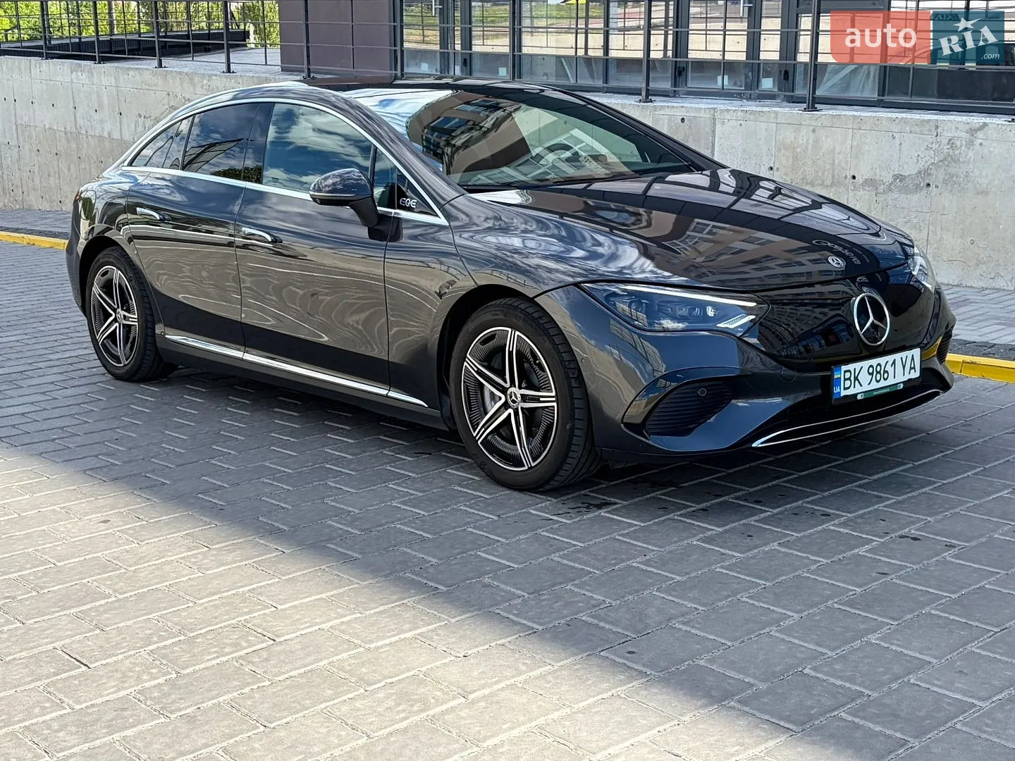 Mercedes-Benz EQE, 2022