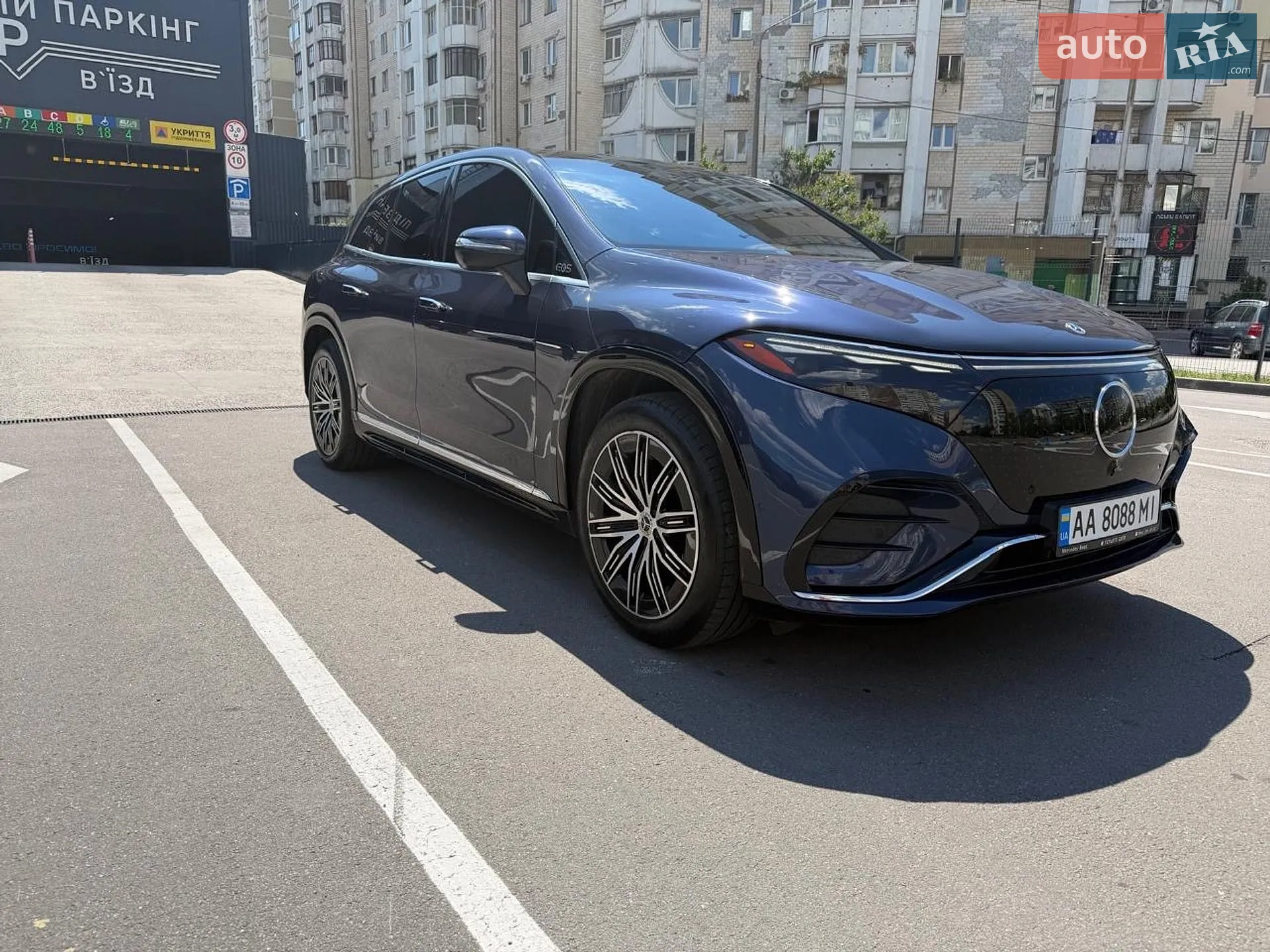 Mercedes-Benz EQS SUV, 2023
