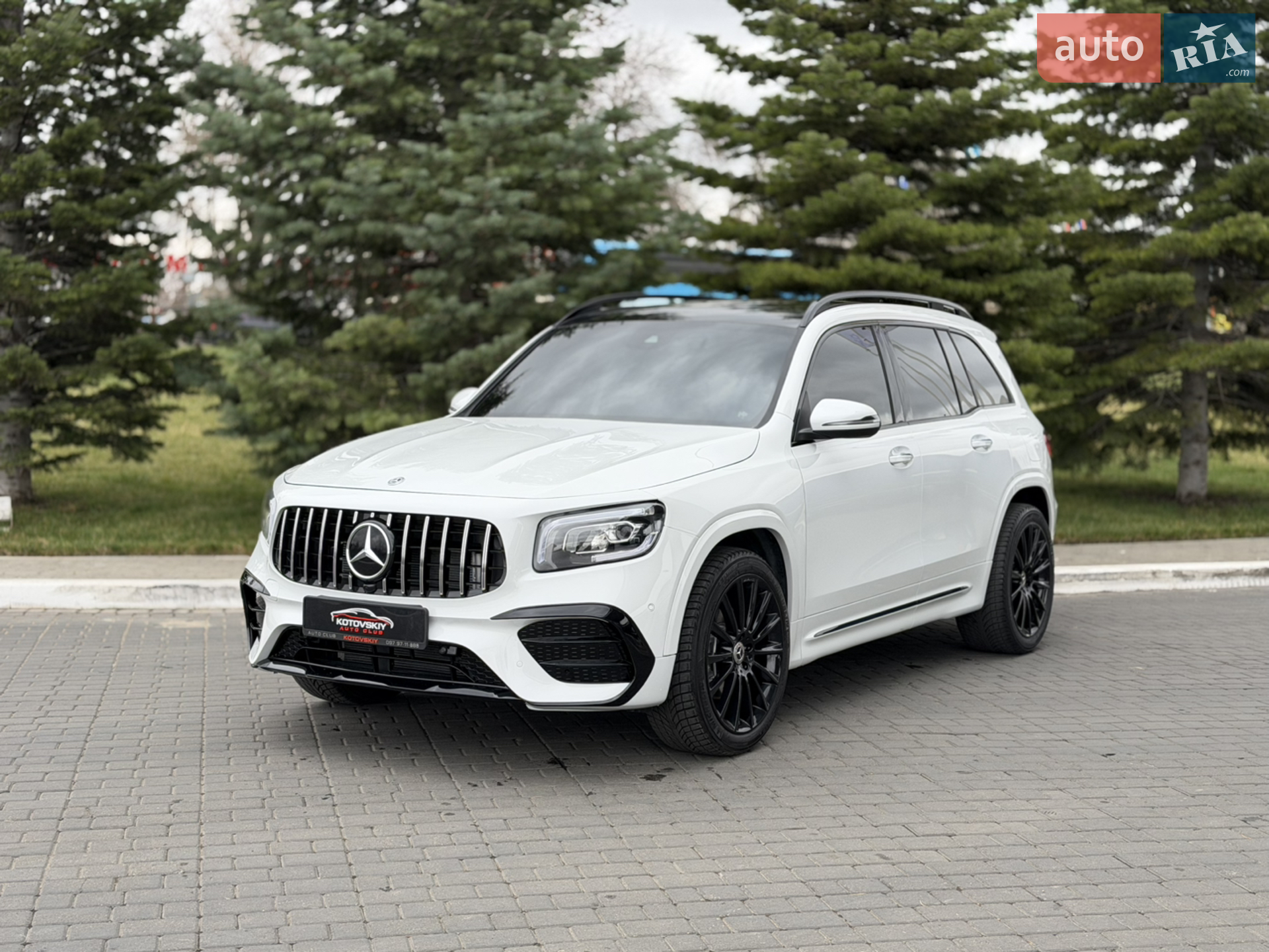 Mercedes-Benz GLB-Class, 2021